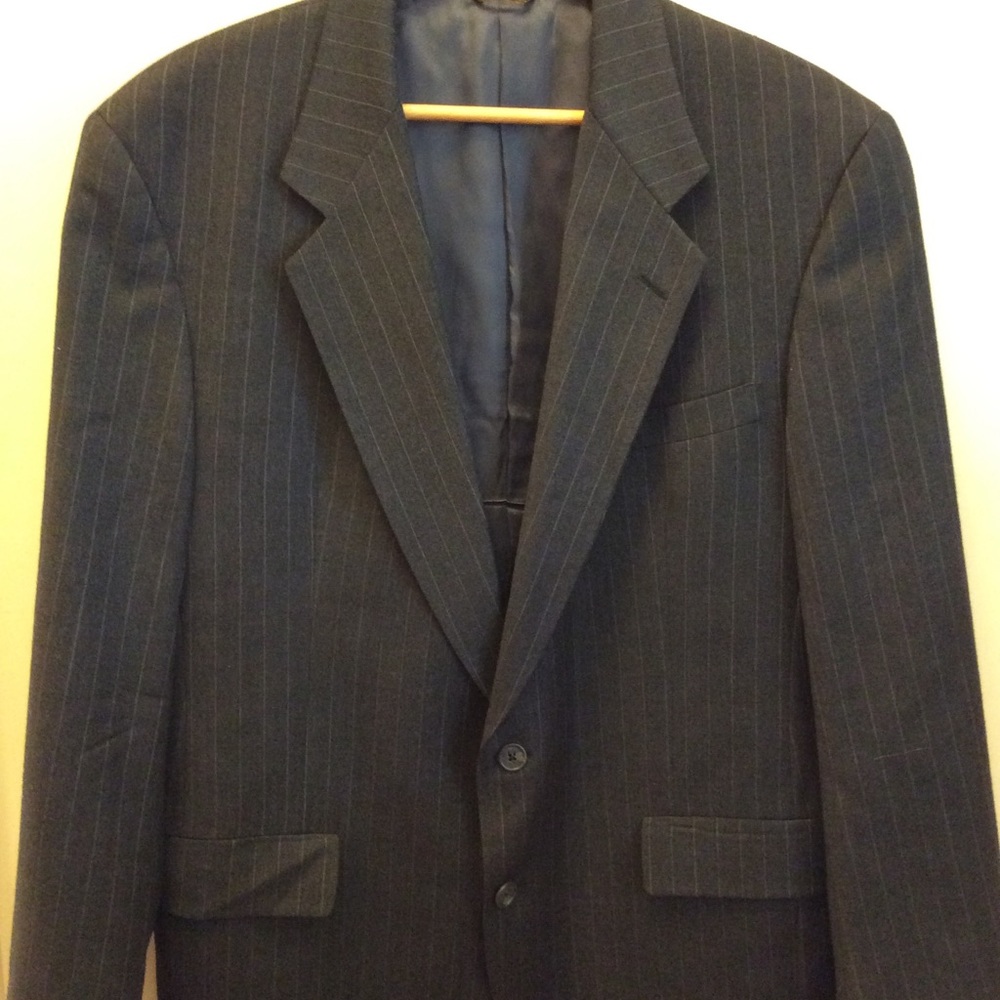 Men's 41L gray pinstripe Hart Schaffer & Marx suit